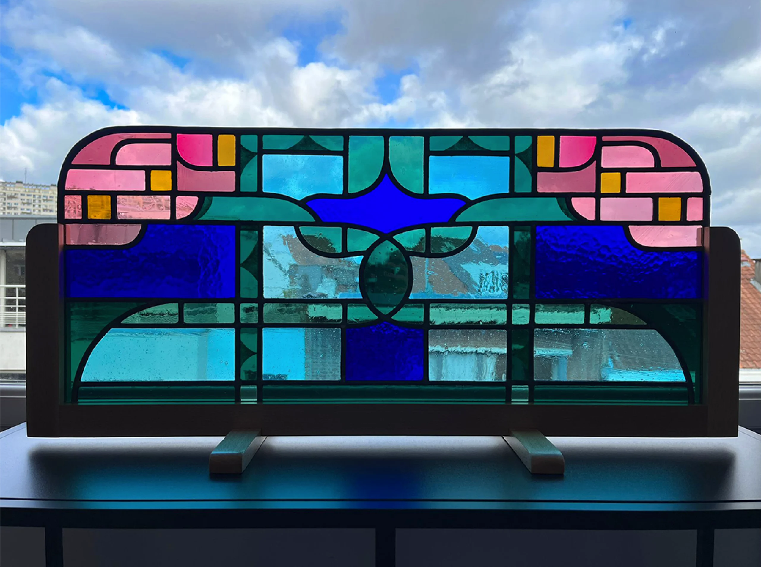 mosaique creation 2 scaled | Vitrail d'Orée, Atelier de création et de restauration de vitraux à Bruxelles.